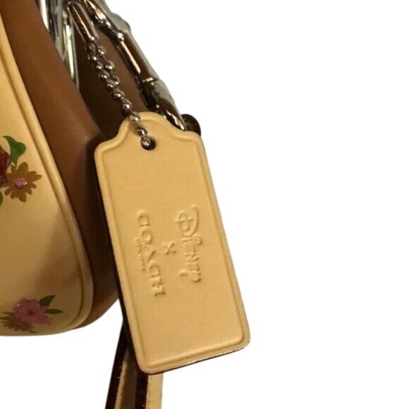 Coach 2018 X Disney Minnie Mouse Yellow Leather Kisslock Wristlet Limited Editio - Picture 9 of 12